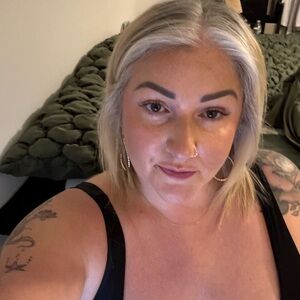 Meet your Posher, Renee